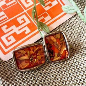 VINTAGE GOLD CONFETTI EPOXY RESIN ORANGE LUCITE POST EARRINGS